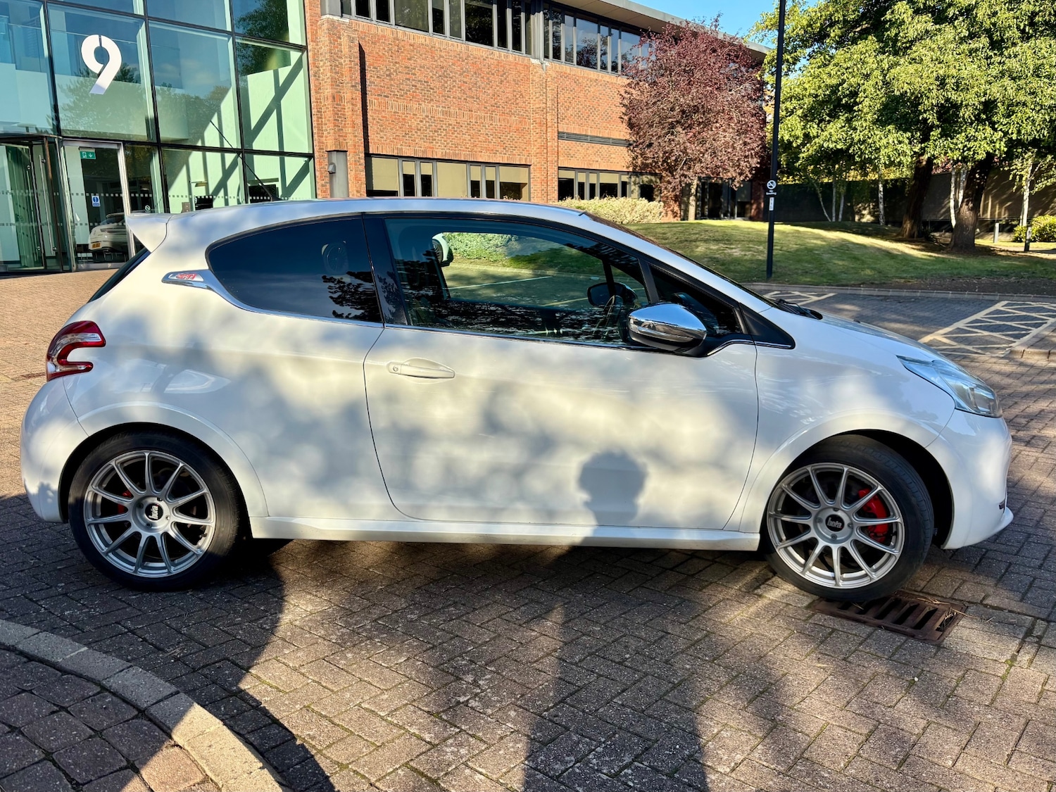 Used Peugeot 208 2015 for sale - 76118354: Photo 8