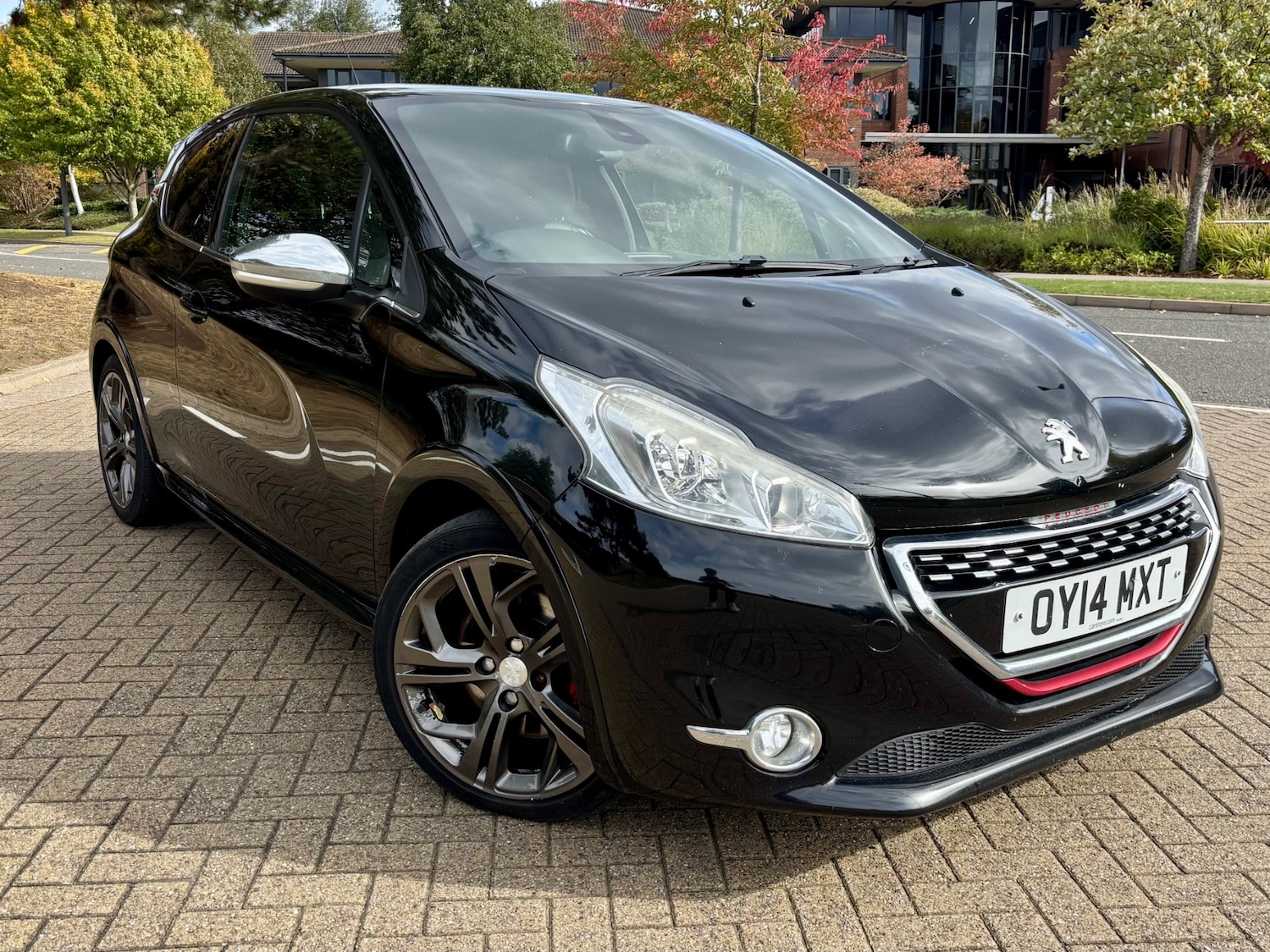 Used Peugeot 208 2015 for sale - 76177638: Photo 1