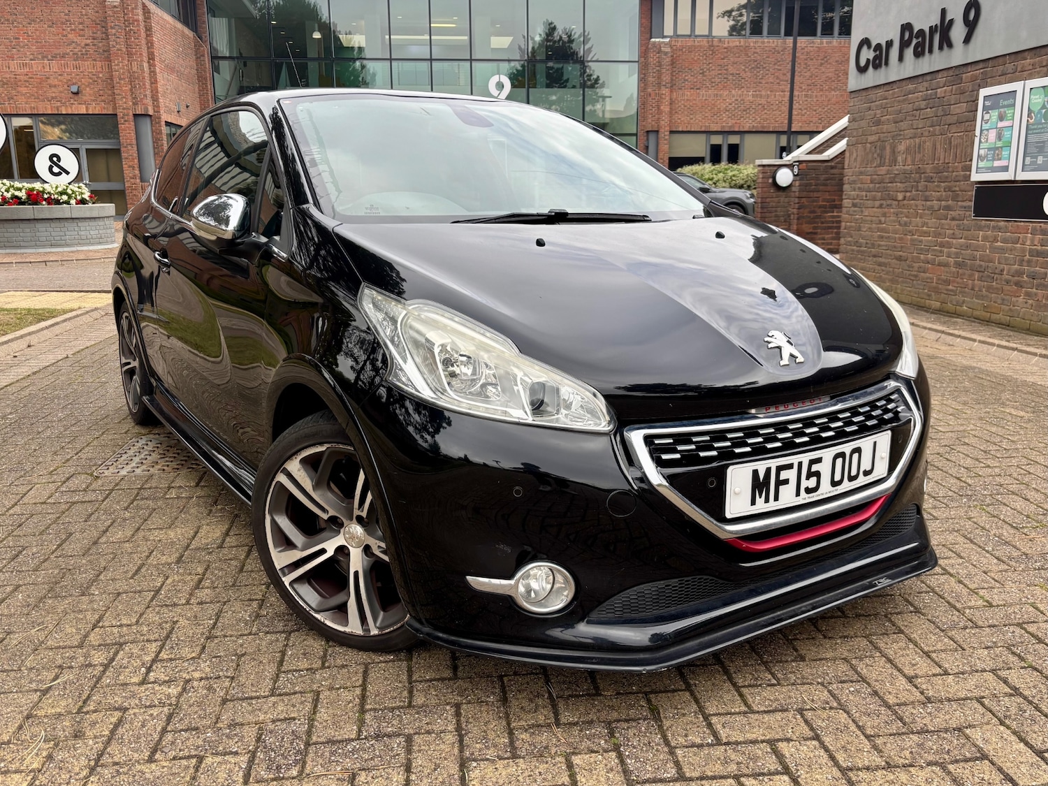 Used Peugeot 208 2016 for sale - 76159264: Photo 1