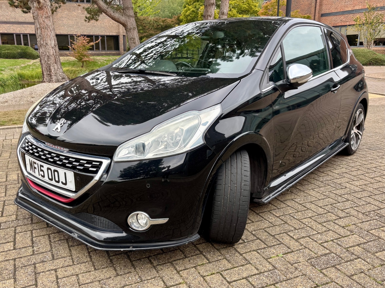 Used Peugeot 208 2016 for sale - 76159264: Photo 3