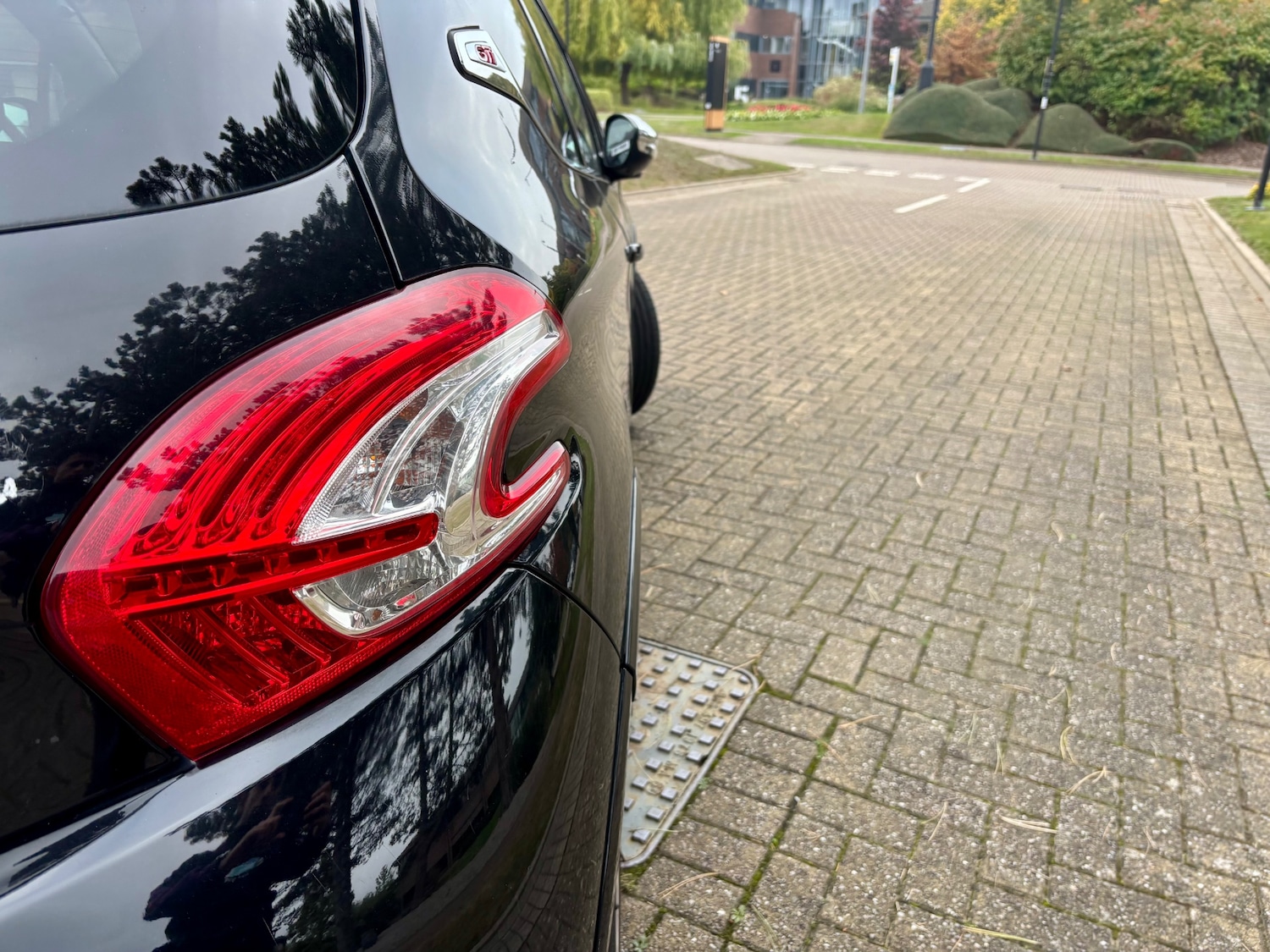 Used Peugeot 208 2016 for sale - 76159264: Photo 9