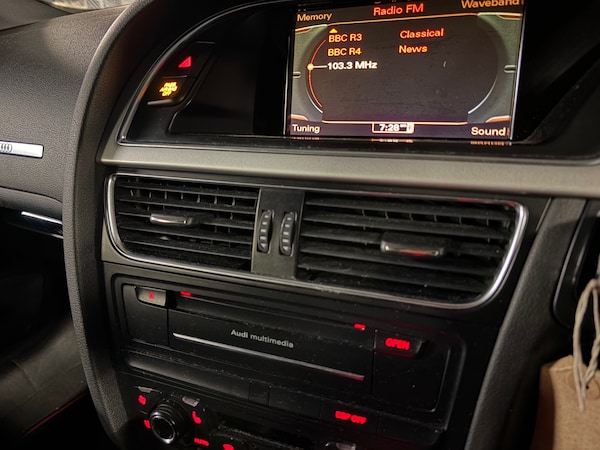 Used Audi A5 2010 for sale - 76249453: Photo 24