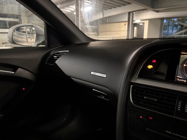 Used Audi A5 2010 for sale - 76249453: Photo 25