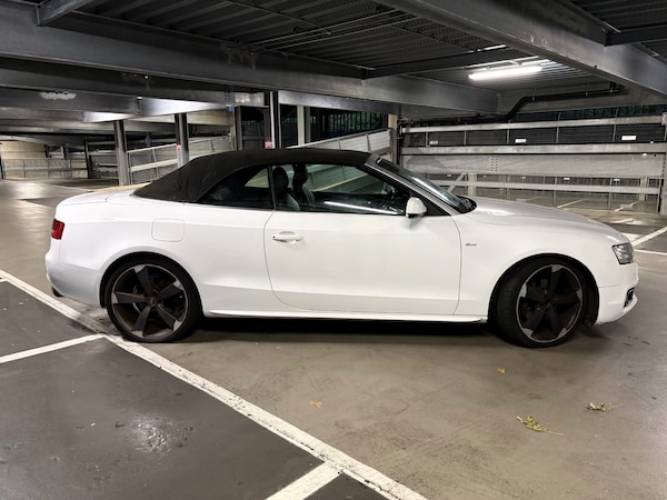 Used Audi A5 2010 for sale - 76249453: Photo 3