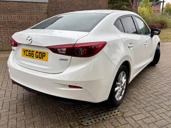 Used Mazda Mazda3 2017 for sale - 76157649: Photo 4