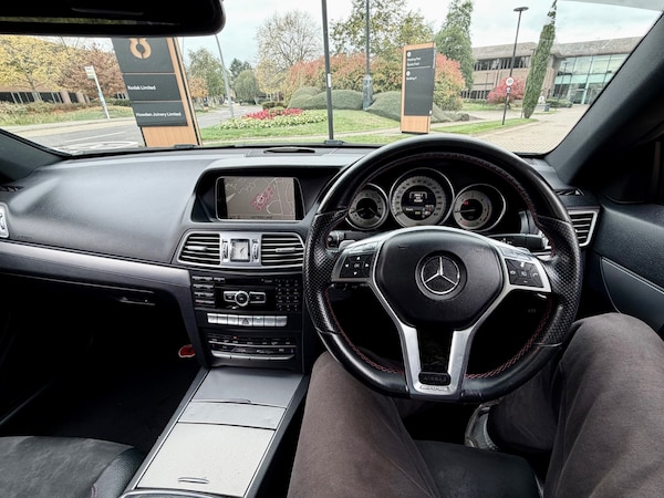 Used Mercedes-Benz E Class 2015 for sale - 76316487: Photo 32