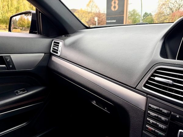 Used Mercedes-Benz E Class 2015 for sale - 76316487: Photo 39