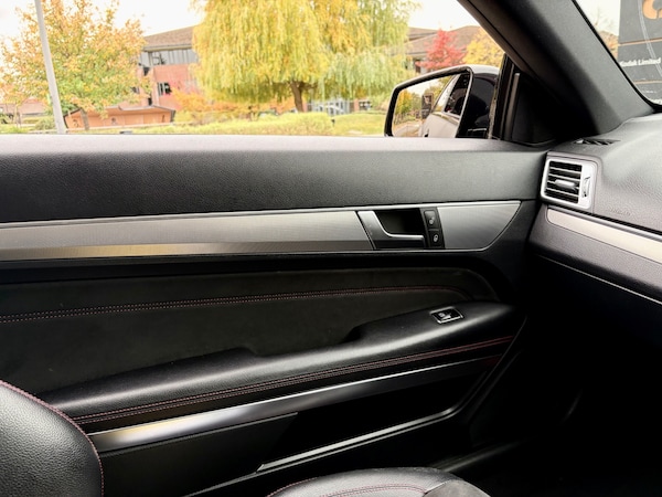 Used Mercedes-Benz E Class 2015 for sale - 76316487: Photo 42