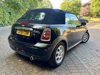 Used MINI Convertible 2012 for sale - 75683333: Photo