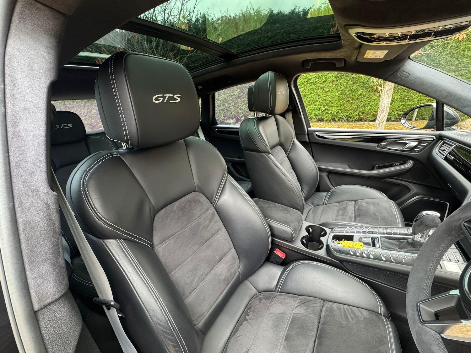 Used Porsche Macan 2017 for sale - 76512531: Photo 26