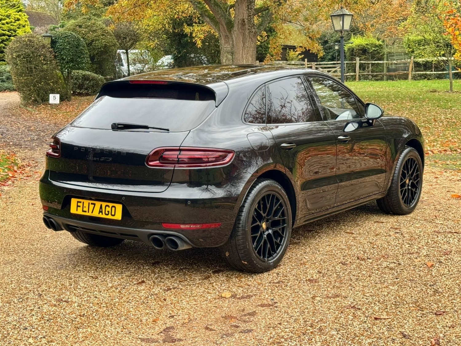 Used Porsche Macan 2017 for sale - 76512531: Photo 4