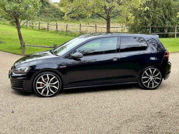 Used Volkswagen Golf 2016 for sale - 76152180: Photo 11