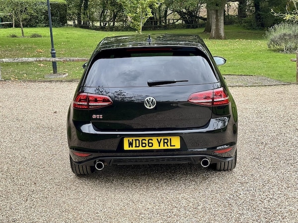 Used Volkswagen Golf 2016 for sale - 76152180: Photo 16