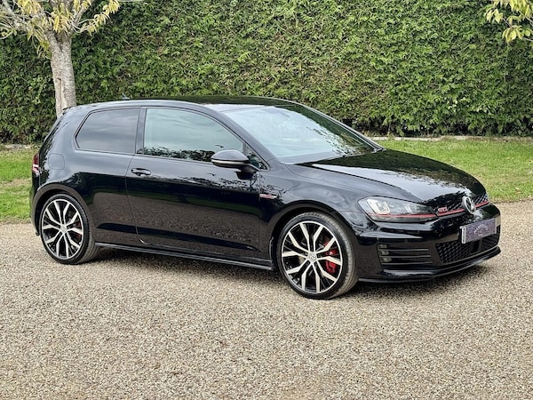 Used Volkswagen Golf 2016 for sale - 76152180: Photo 3