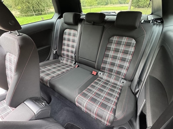 Used Volkswagen Golf 2016 for sale - 76152180: Photo 46