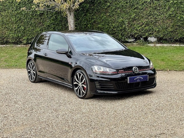 Used Volkswagen Golf 2016 for sale - 76152180: Photo 4