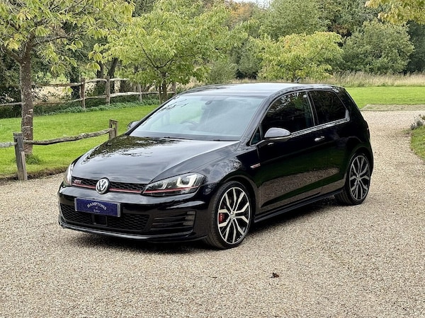 Used Volkswagen Golf 2016 for sale - 76152180: Photo 8