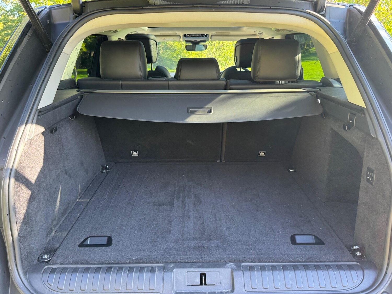 Vehicle 33