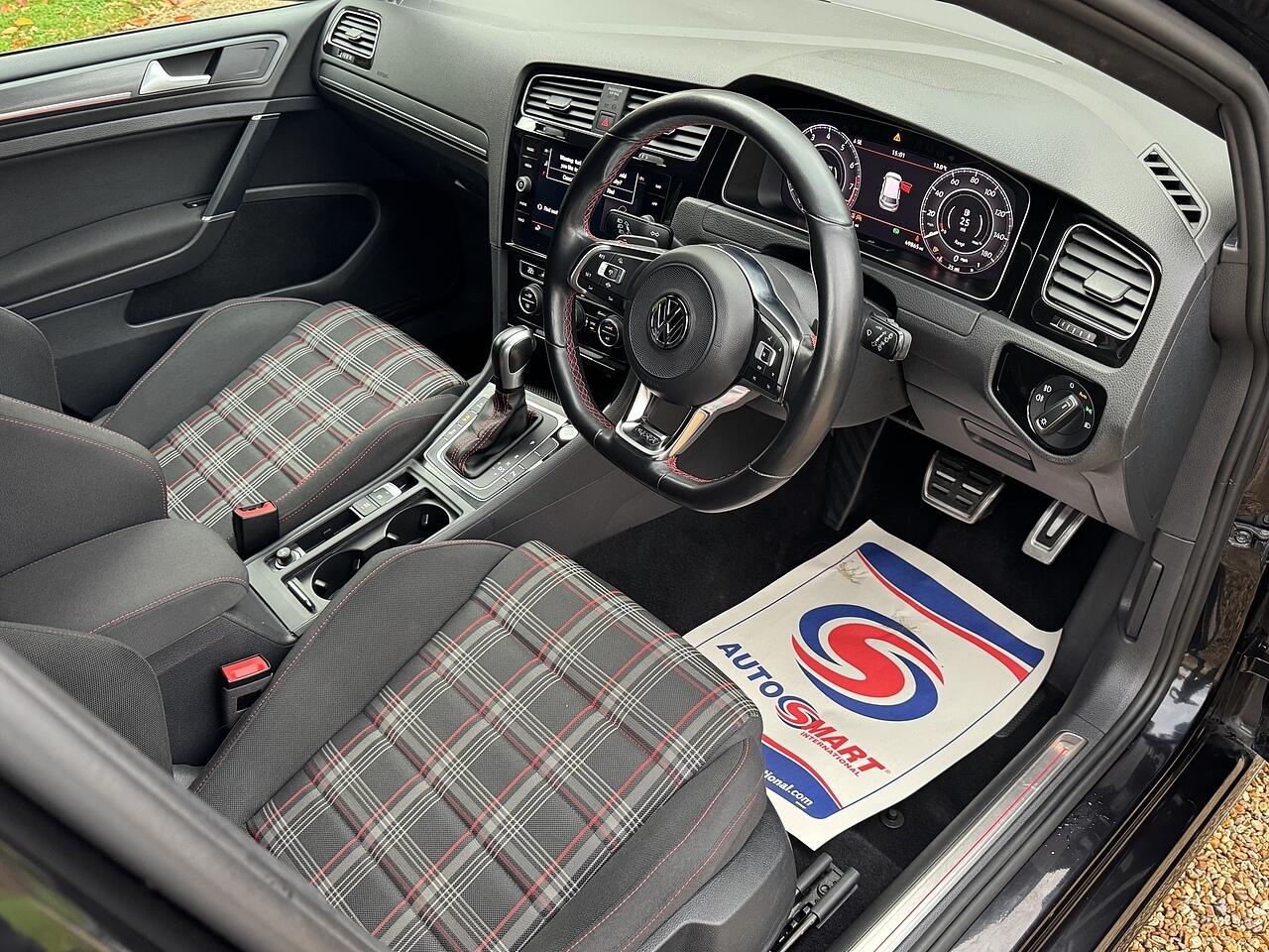 Used Volkswagen Golf 2019 for sale - 76424632: Photo 19