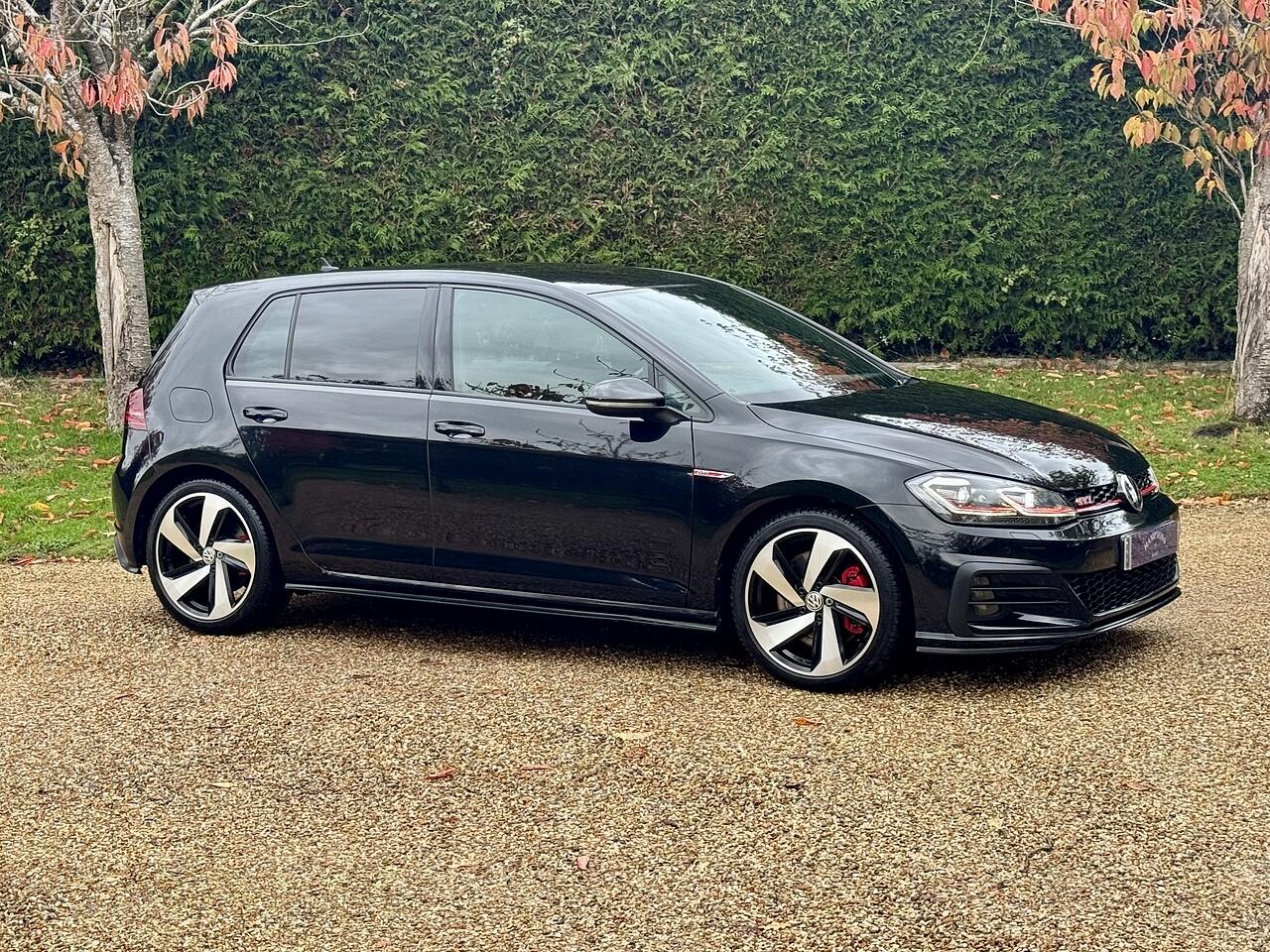 Used Volkswagen Golf 2019 for sale - 76424632: Photo 2