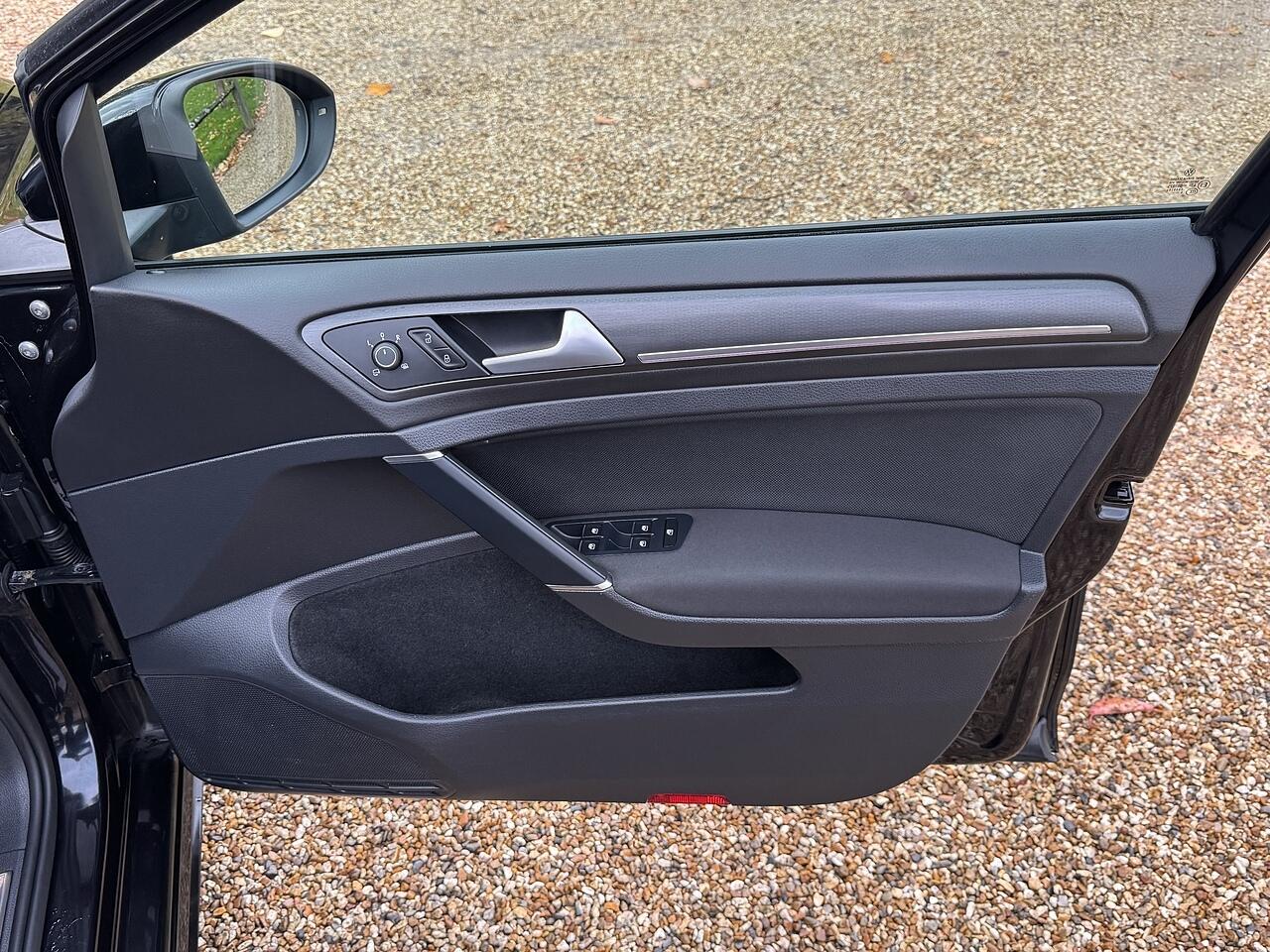 Used Volkswagen Golf 2019 for sale - 76424632: Photo 20