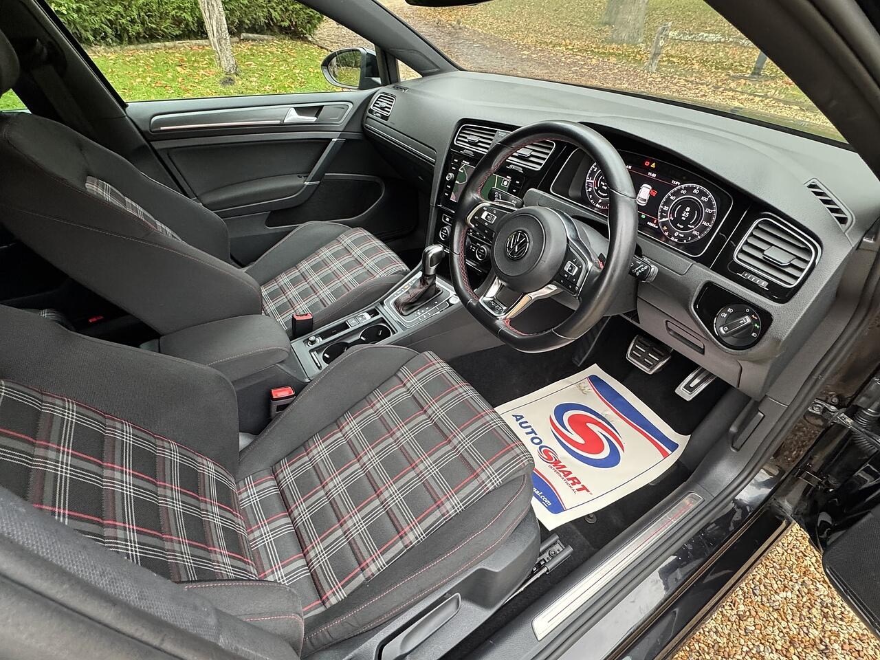 Used Volkswagen Golf 2019 for sale - 76424632: Photo 34