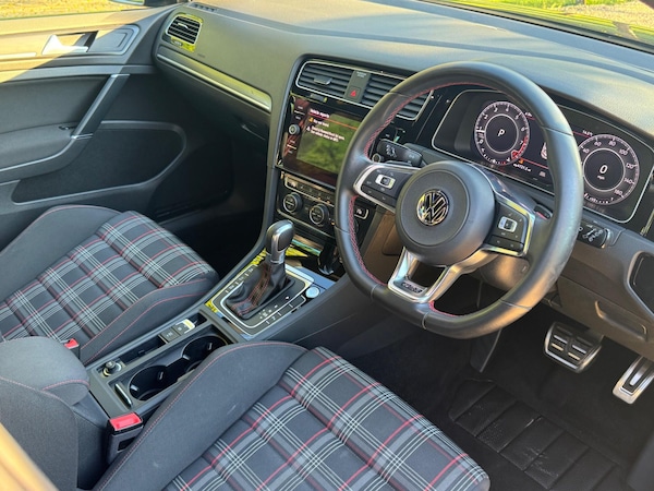Used Volkswagen Golf 2019 for sale - 76072724: Photo 10