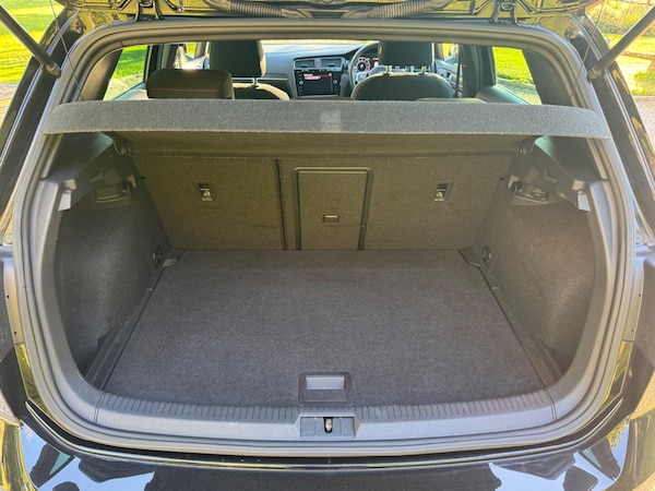 Used Volkswagen Golf 2019 for sale - 76072724: Photo 14