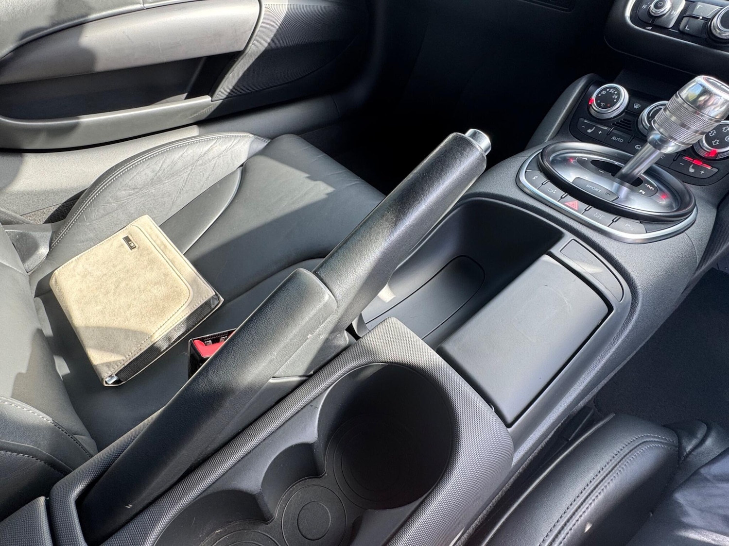 Used Audi R8 2012 for sale - 76457879: Photo 26