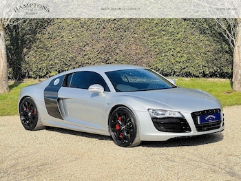 2012 (12) - R8 5.2 FSI V10 R Tronic quattro Euro 5 2dr