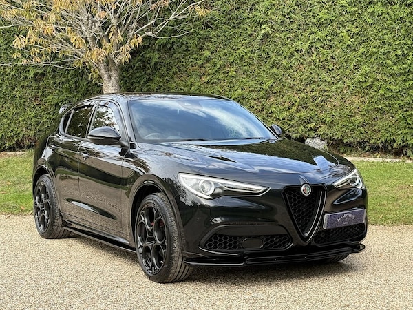 Used Alfa Romeo Stelvio 2022 for sale - 76189140: Photo 3