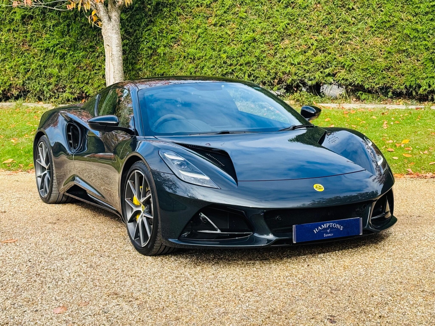 Used Lotus Emira 2023 for sale - 76360121: Photo 2