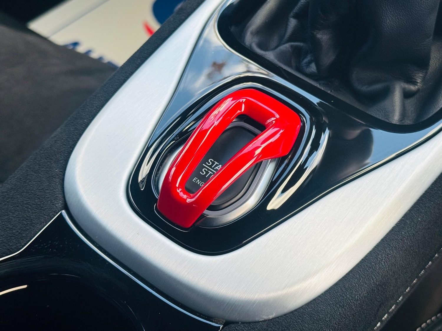 Used Lotus Emira 2023 for sale - 76360121: Photo 27