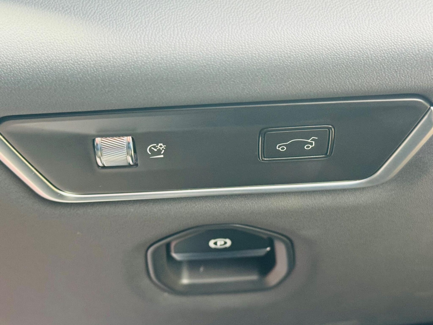 Used Lotus Emira 2023 for sale - 76360121: Photo 28