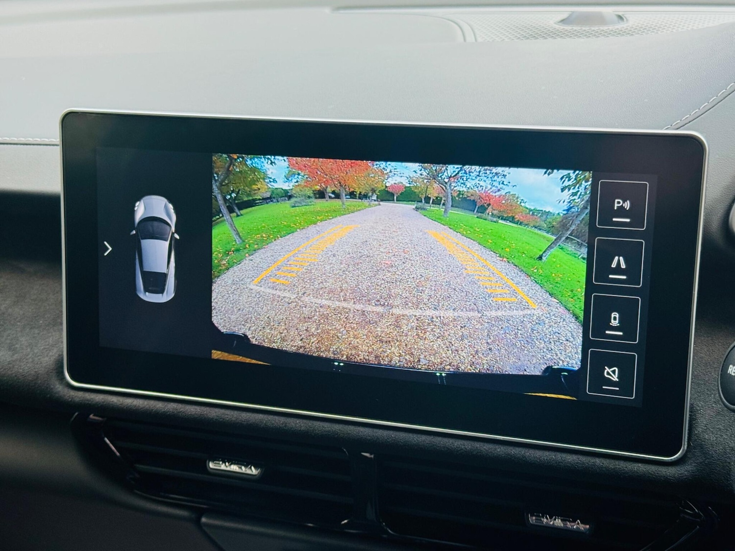 Used Lotus Emira 2023 for sale - 76360121: Photo 37