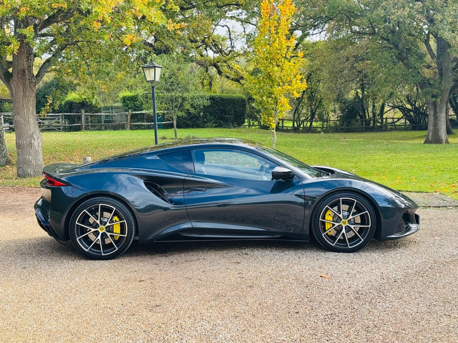 Used Lotus Emira 2023 for sale - 76360121: Photo 9