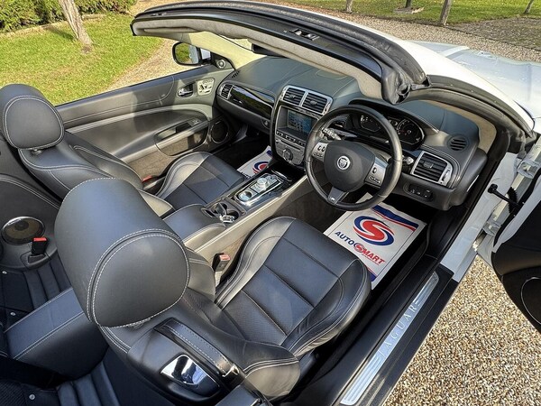 Used Jaguar XKR 2011 for sale - 76137725: Photo 20