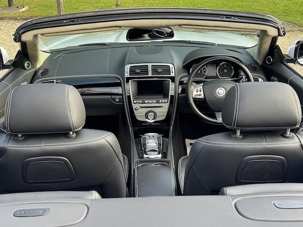 Used Jaguar XKR 2011 for sale - 76137725: Photo 33