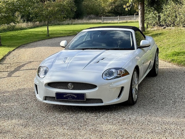 Used Jaguar XKR 2011 for sale - 76137725: Photo 5