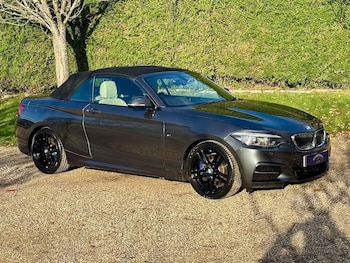 Used BMW 2 Series 2017 for sale - 76573023: Photo