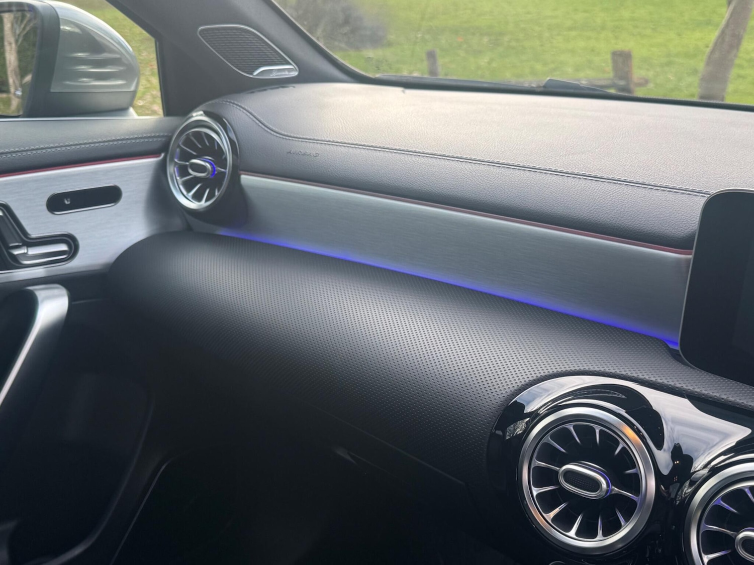 Used Mercedes-Benz A-Class 2019 for sale - 76657753: Photo 42