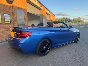 Used BMW 2 Series 2017 for sale - 79552009: Photo