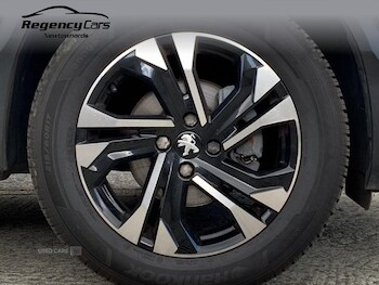 Used Peugeot 2008 2022 for sale - 79401693: Photo