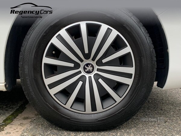 Used Peugeot Traveller 2020 for sale - 76024875: Photo 21