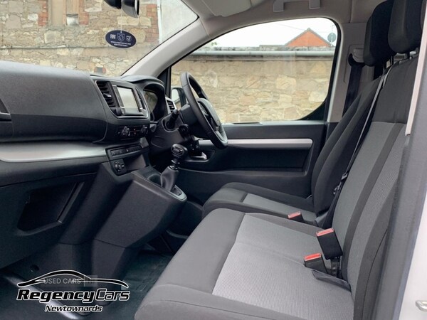 Used Peugeot Traveller 2020 for sale - 76024875: Photo 30