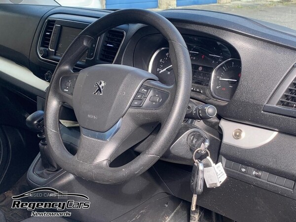 Used Peugeot Traveller 2020 for sale - 76024875: Photo 36