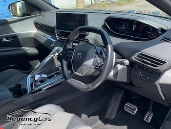 Used Peugeot 5008 2023 for sale - 79026717: Photo