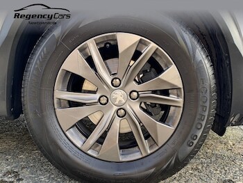 Used Peugeot 2008 2023 for sale - 77565230: Photo