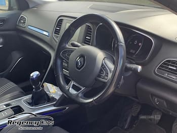 Used Renault Megane 2018 for sale - 79658970: Photo