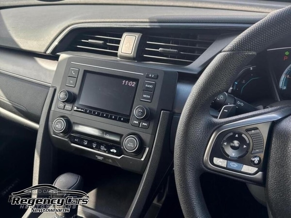 Used Honda Civic 2018 for sale - 76061082: Photo 10